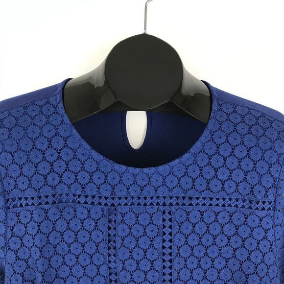 Badgley Mischka Blue Lace Overlay Top Women's Size Large Keyhole Stretch - Picture 2 of 10